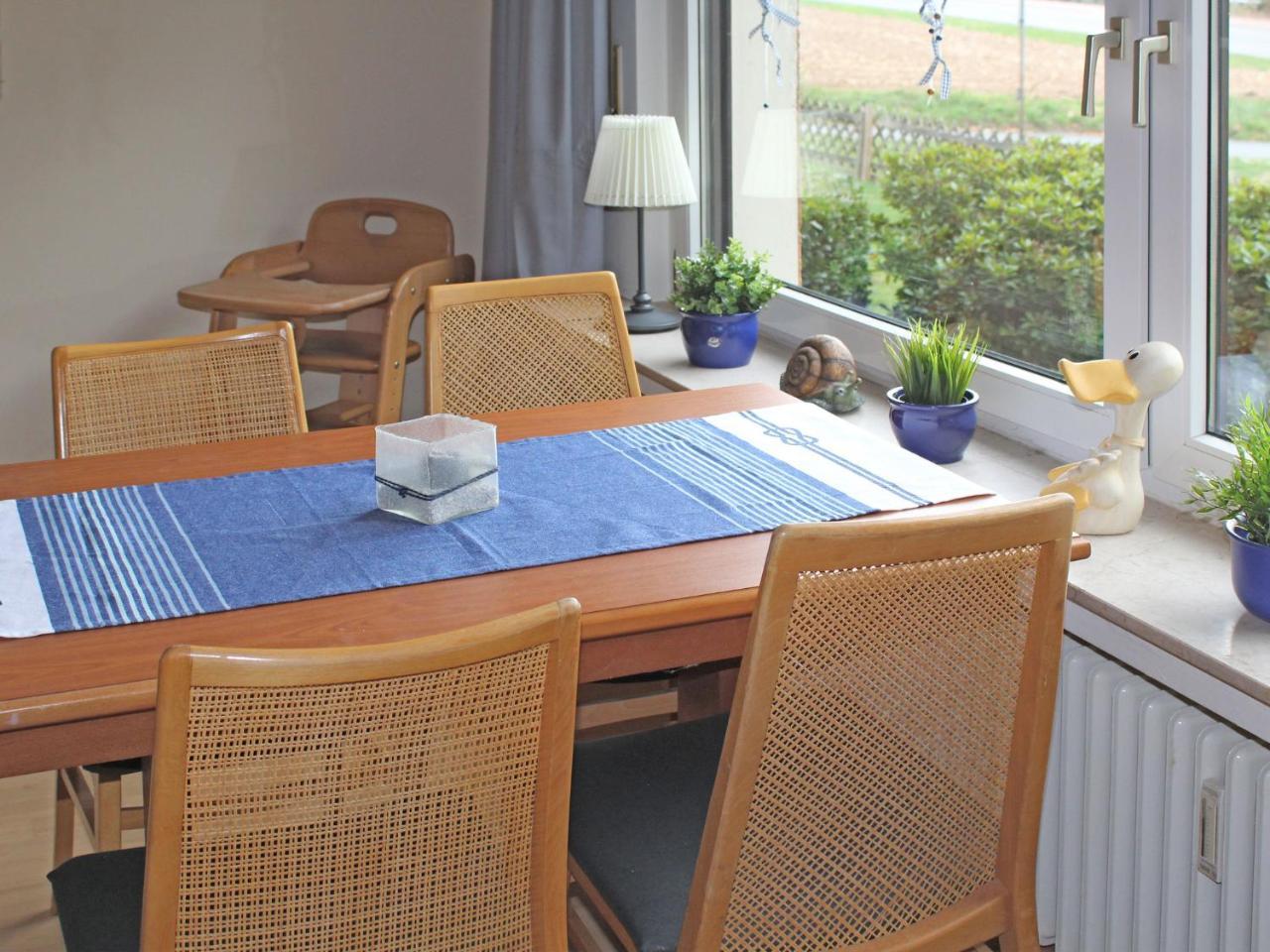 Beautiful Apartment In Bodenwerder With Balcony Bagian luar foto